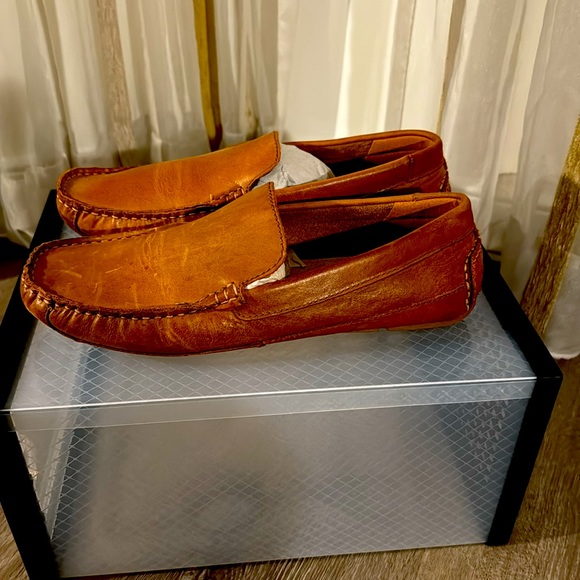Size: 9.5, Light Brown, Dress shoes, J75 - Picture 2 of 4